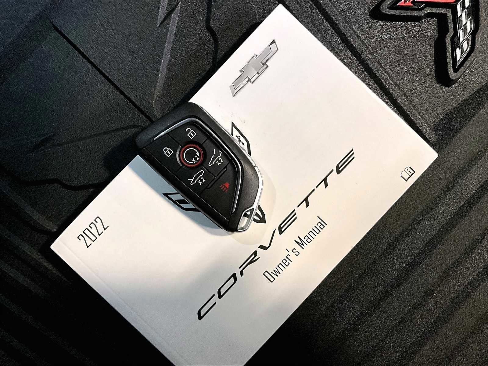 Used 2022 Chevrolet Corvette Stingray Premium Cpe w/ Z51 Performance Package image 31