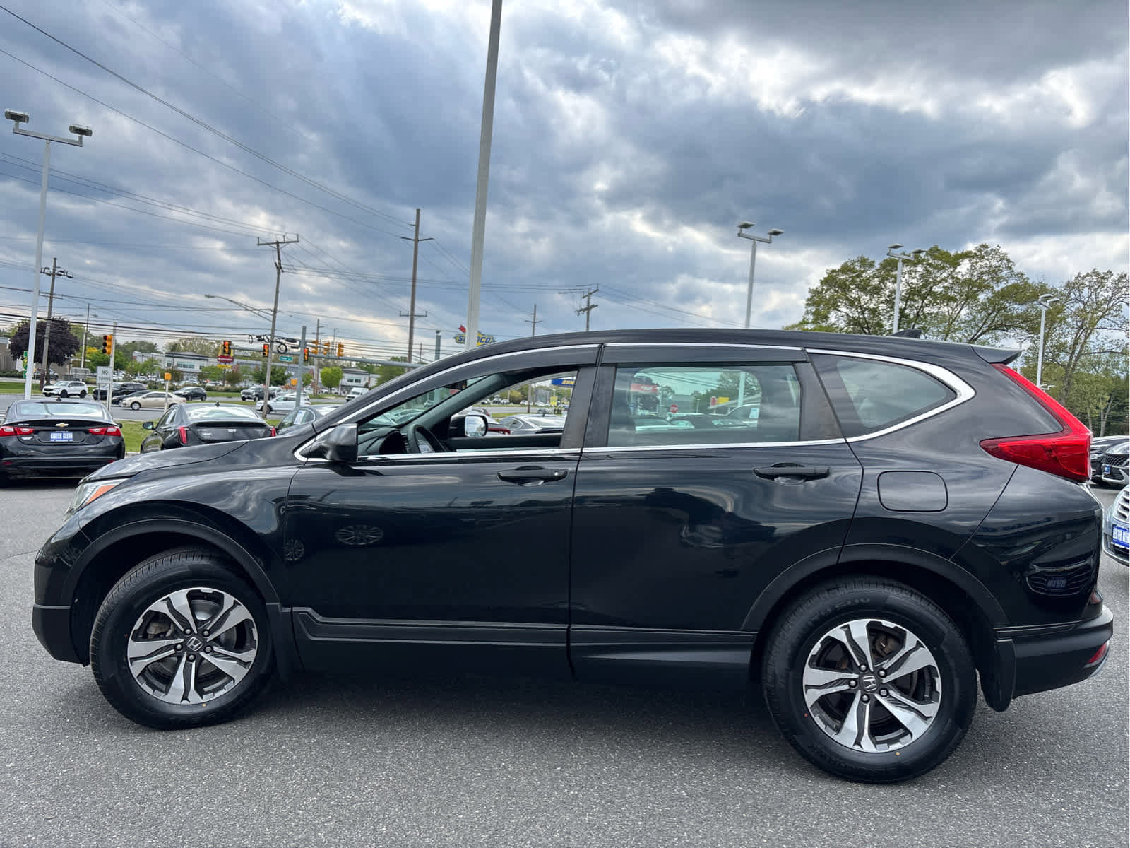 Used 2018 Honda CR-V LX image 6