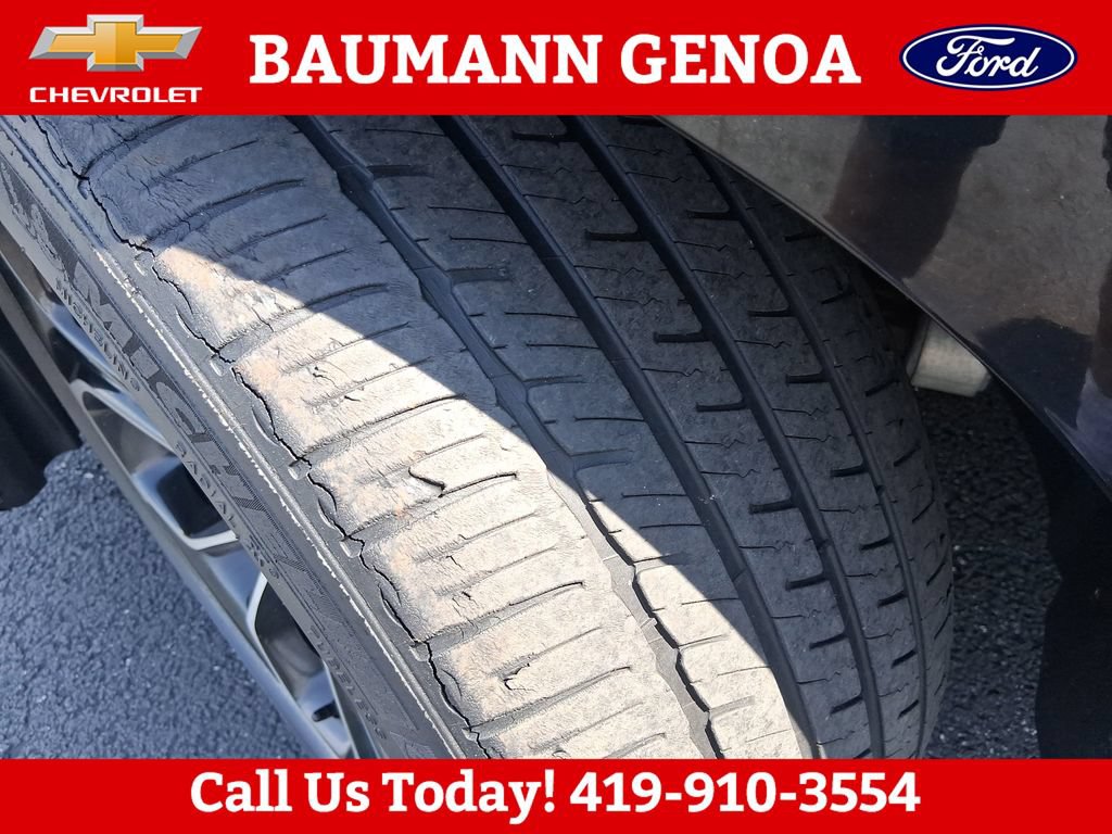 Used 2016 Ford Taurus SHO w/ Equipment Group 401A AWD/4WD image 29
