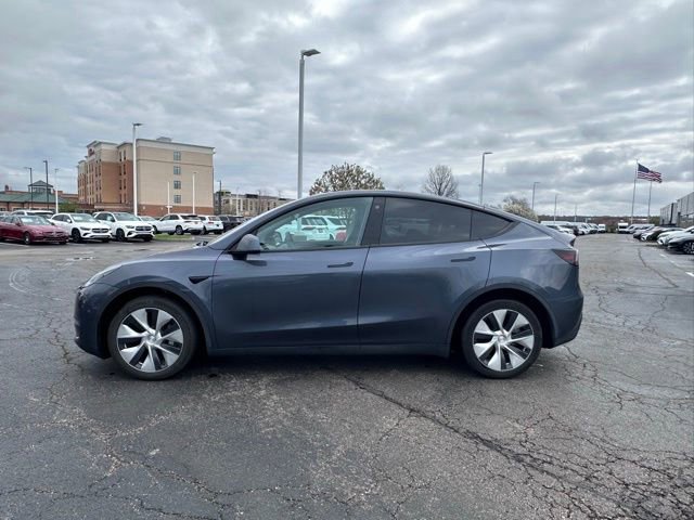 Used 2023 Tesla Model Y Long Range image 3