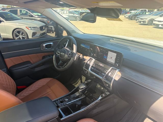 Certified 2023 Kia Sorento SX Prestige image 9