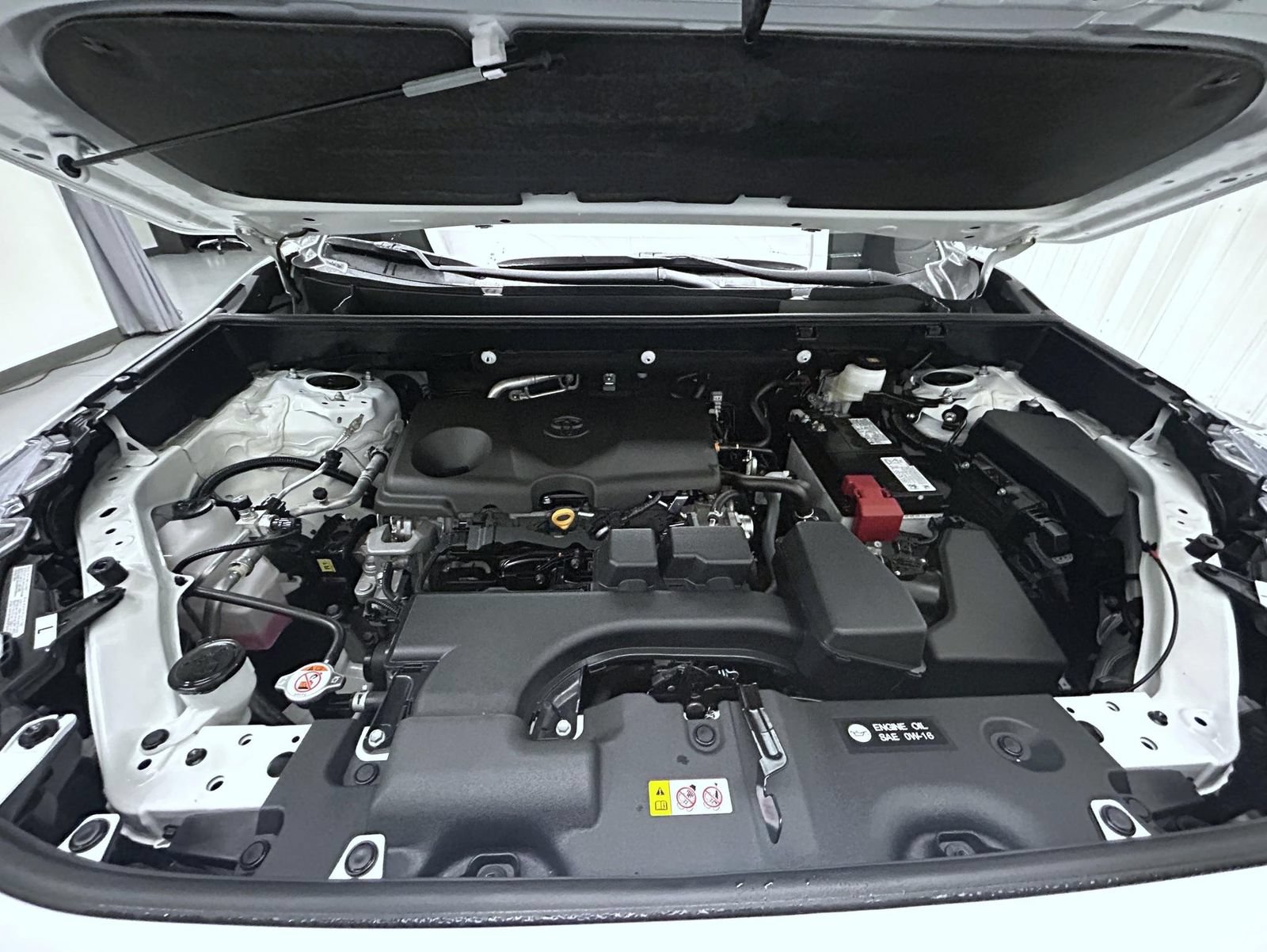 Used 2025 Toyota RAV4 LE AWD/4WD image 24