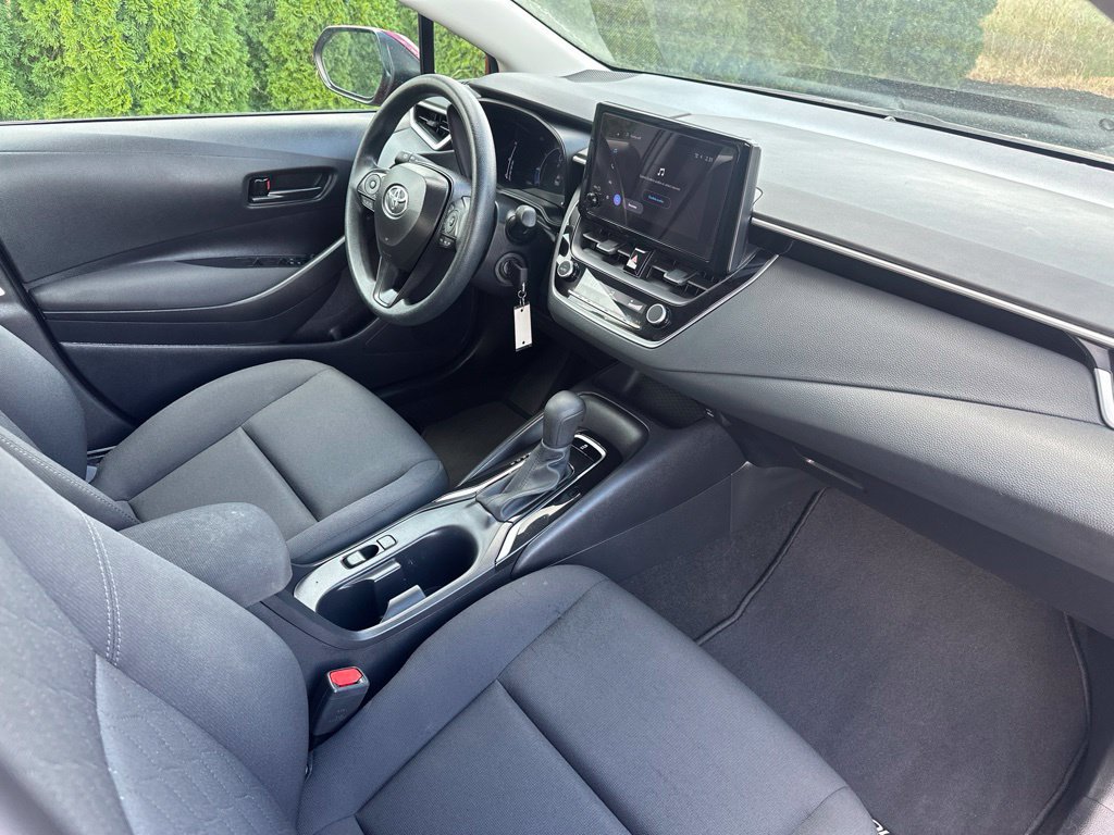 Certified 2026 Toyota Corolla LE FWD image 30
