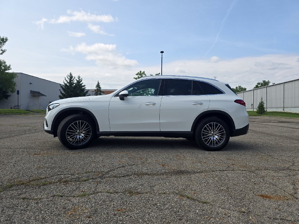 Used 2026 Mercedes-Benz GLC 300 4MATIC image 14