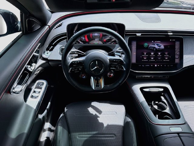 Used 2025 Mercedes-Benz E 53 AMG e 4MATIC Sedan image 18
