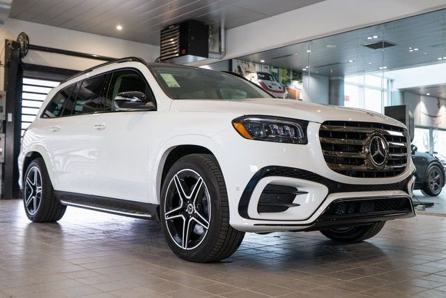 New 2026 Mercedes-Benz GLS 450 4MATIC