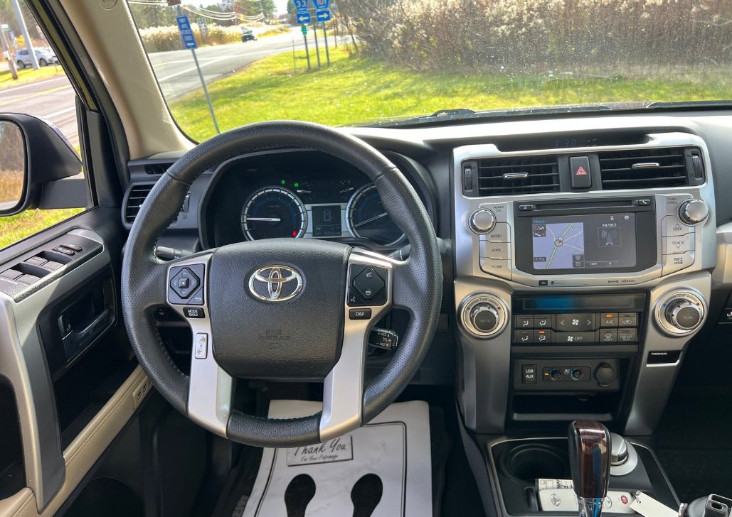 Used 2019 Toyota 4Runner Limited AWD/4WD image 12