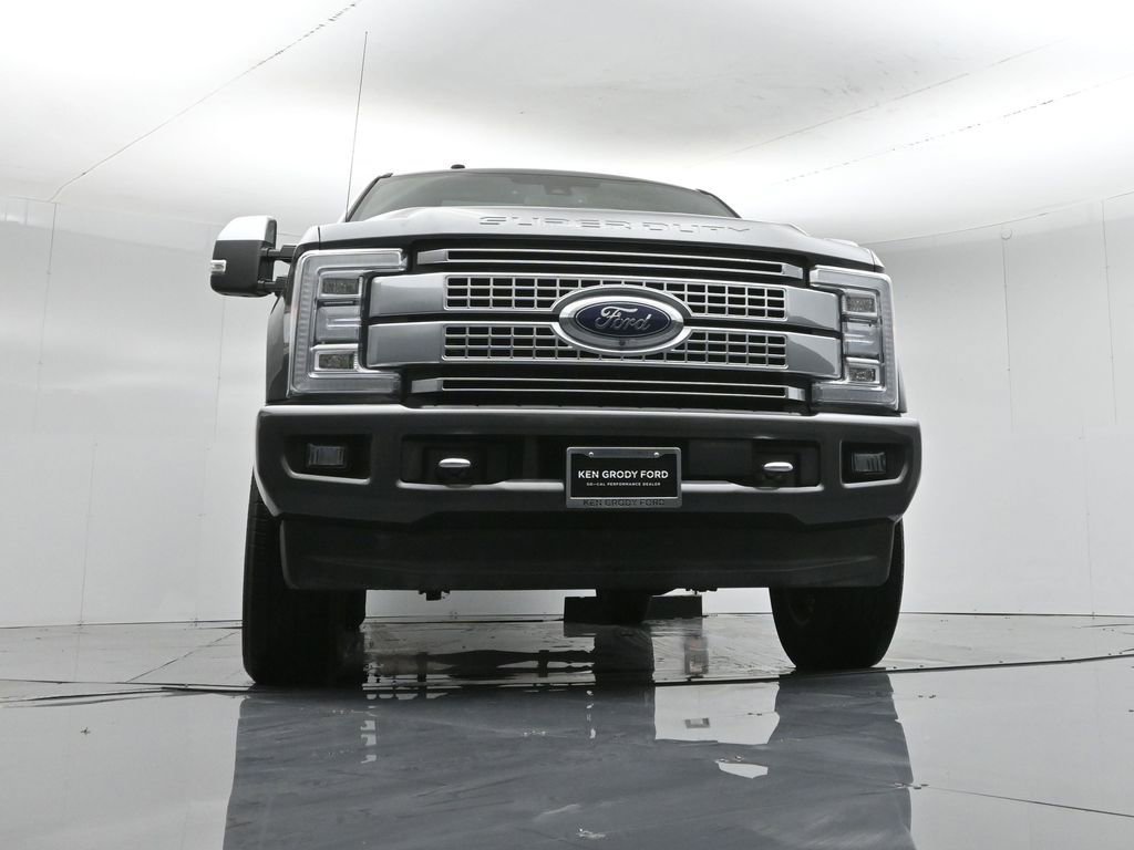 Certified 2018 Ford F350 Platinum w/ Platinum Ultimate Package image 58