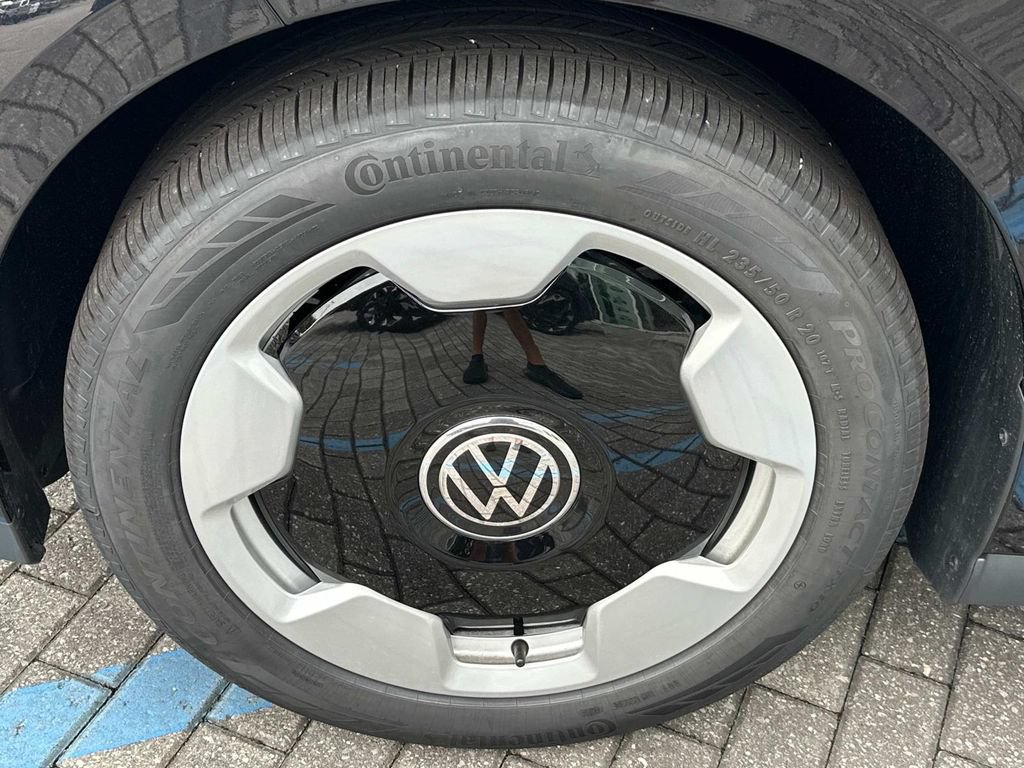 New 2025 Volkswagen ID. Buzz Pro S RWD image 6