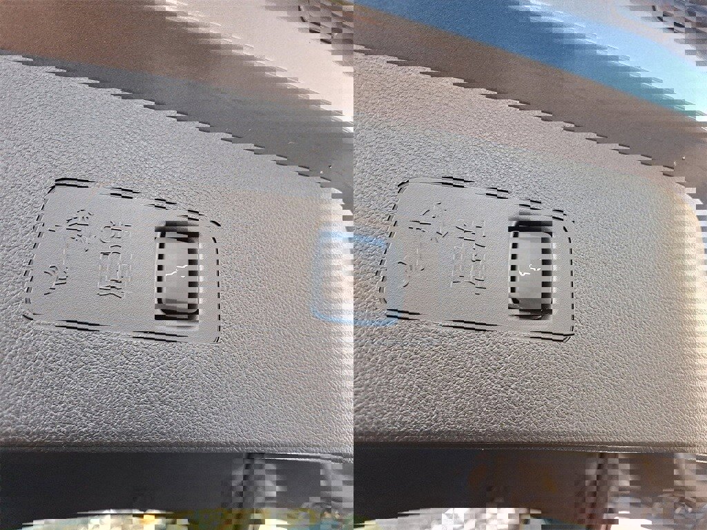 Certified 2022 Lincoln Corsair AWD w/ Equipment Group 101A image 29