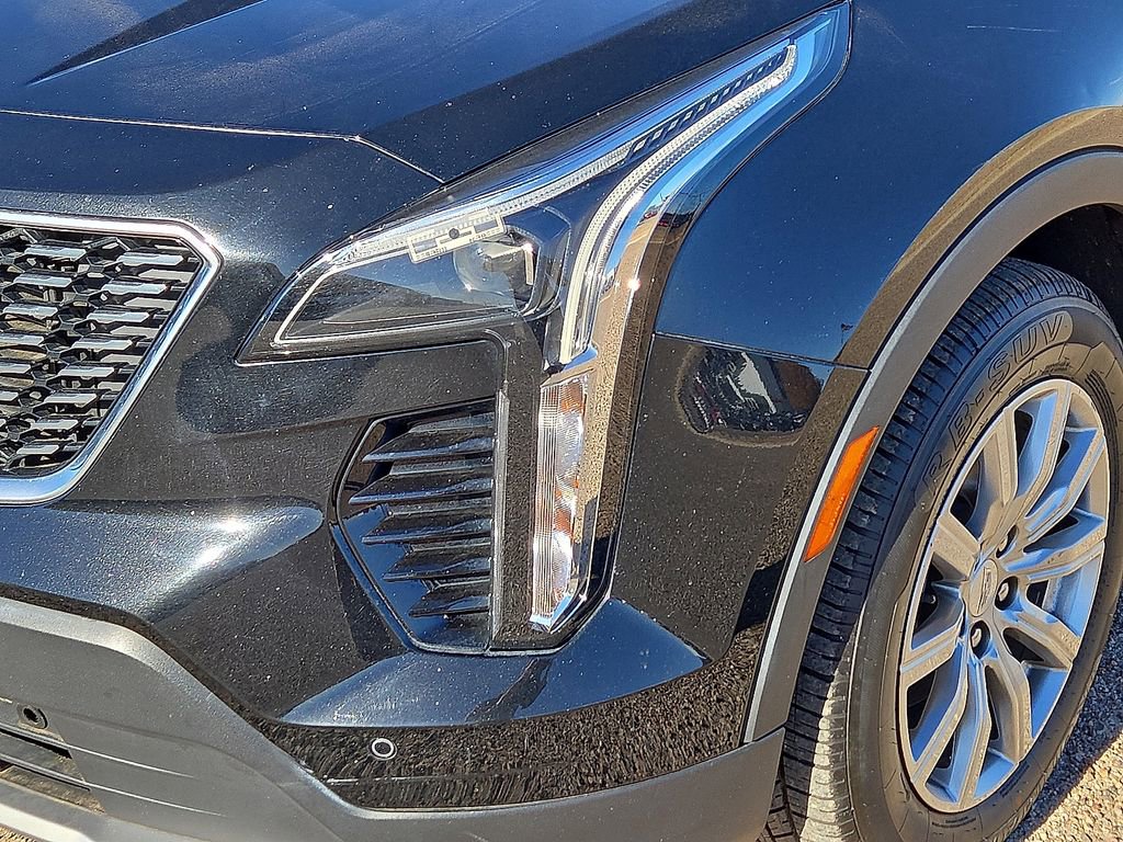 Used 2023 Cadillac XT4 Premium Luxury image 10
