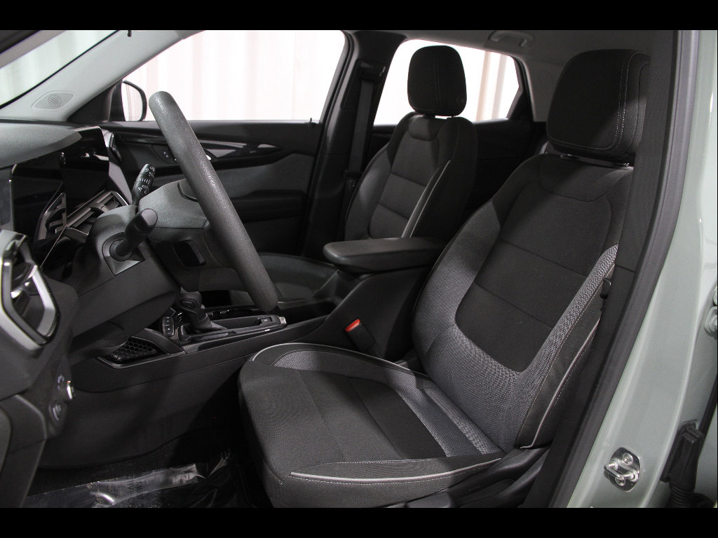 Certified 2025 Chevrolet TrailBlazer LS w/ LS Convenience Package image 5