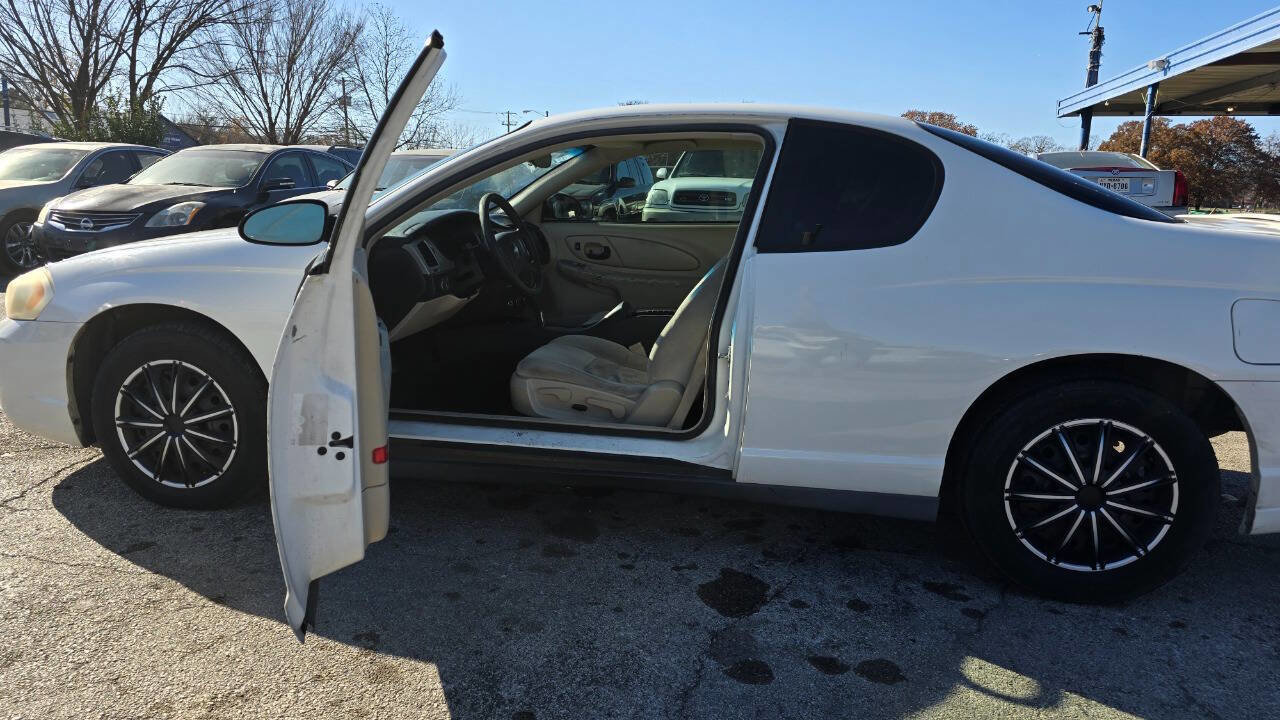 Used 2006 Chevrolet Monte Carlo LS image 3