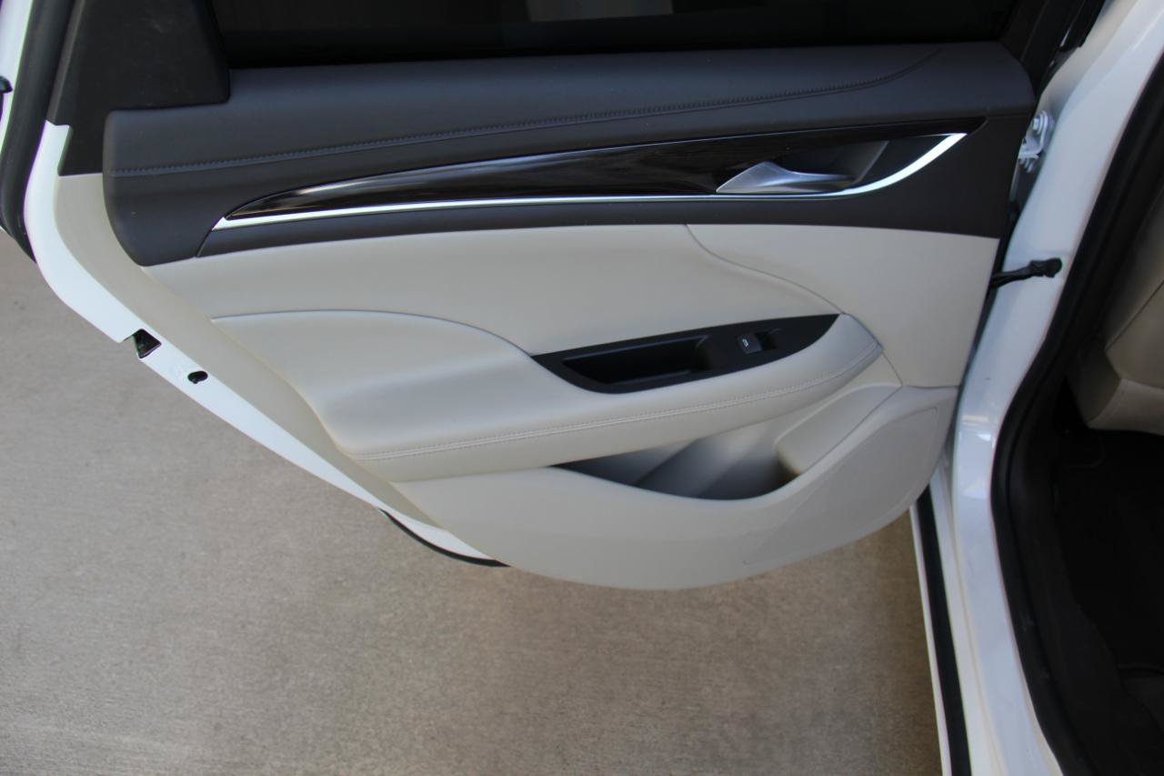 Used 2018 Buick LaCrosse Premium FWD image 23