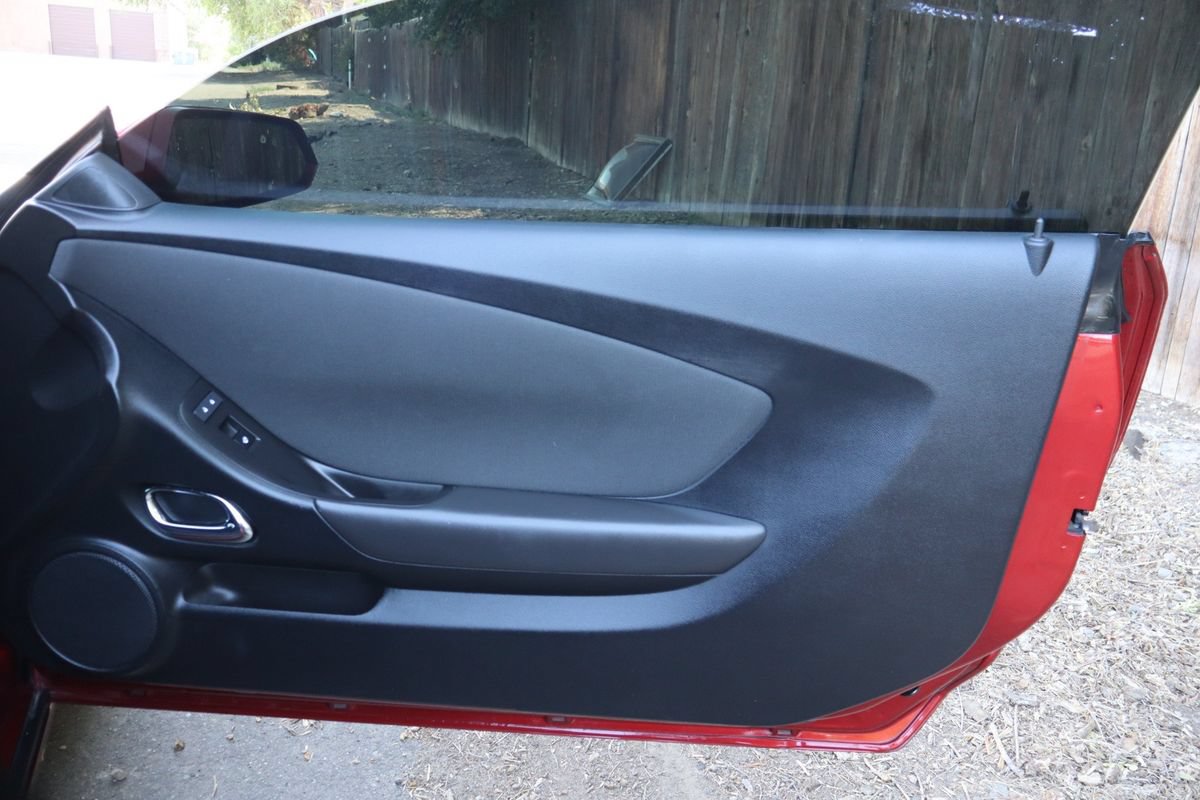 Used 2014 Chevrolet Camaro LT RWD image 18