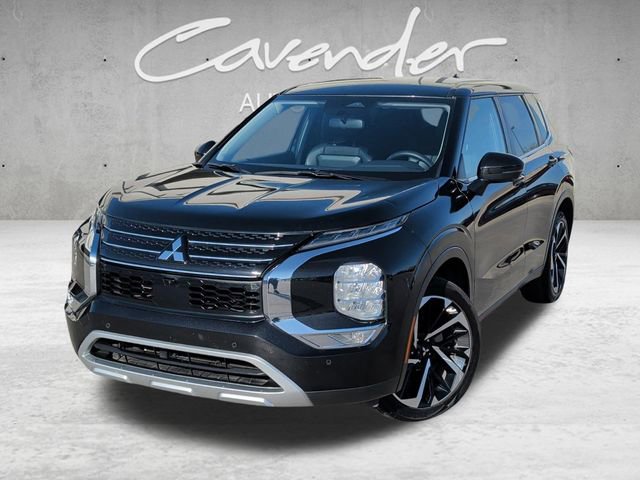 Used 2024 Mitsubishi Outlander SE Black Edition