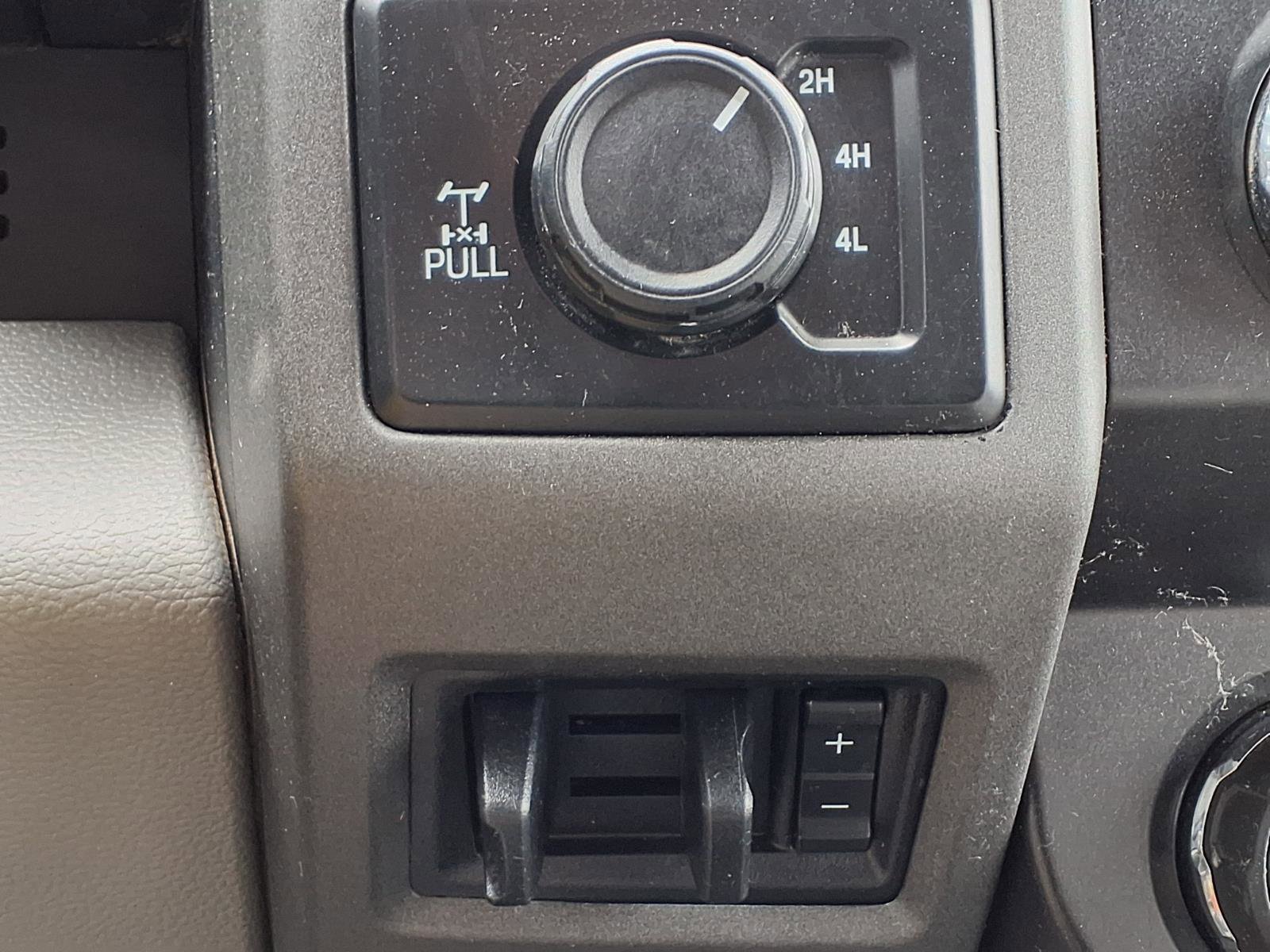 Used 2019 Ford F250 XL w/ Power Equipment Group image 13