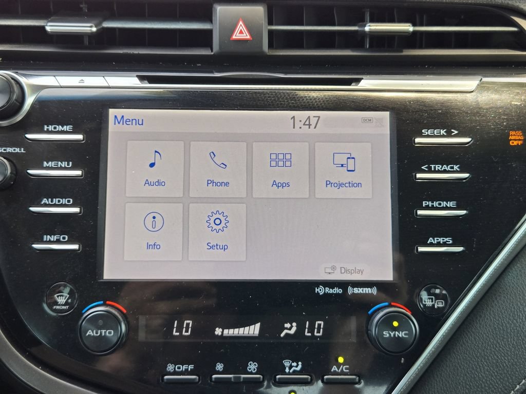 Used 2018 Toyota Camry SE w/ Audio Package FWD image 13