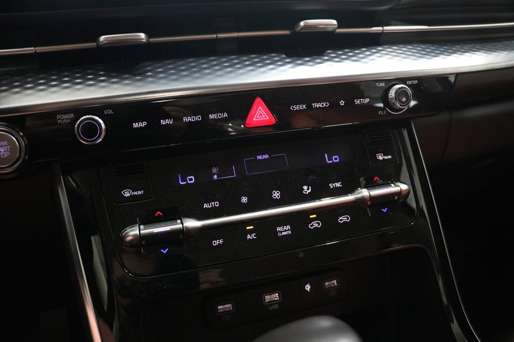 Used 2023 Kia Carnival SX Prestige FWD image 26