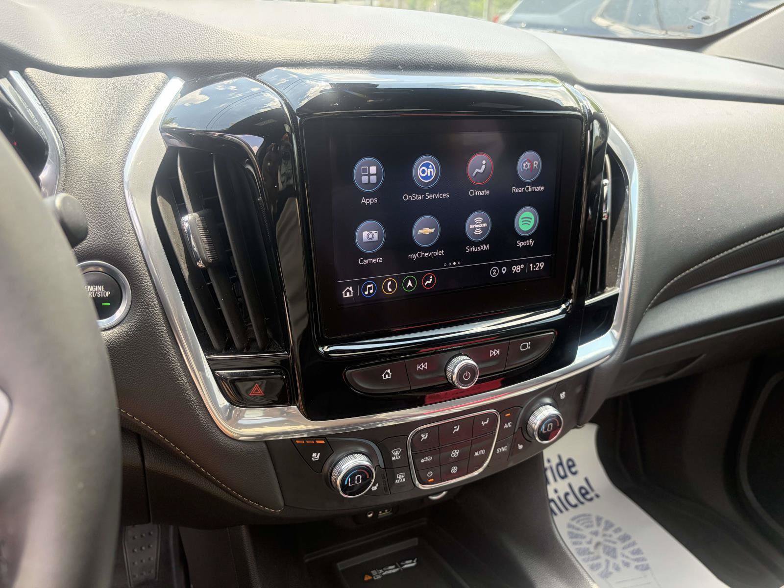 Used 2022 Chevrolet Traverse Premier w/ Redline Edition FWD image 14
