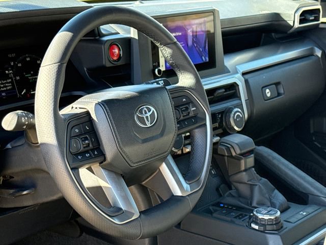 Used 2025 Toyota 4Runner TRD Off-Road AWD/4WD image 19