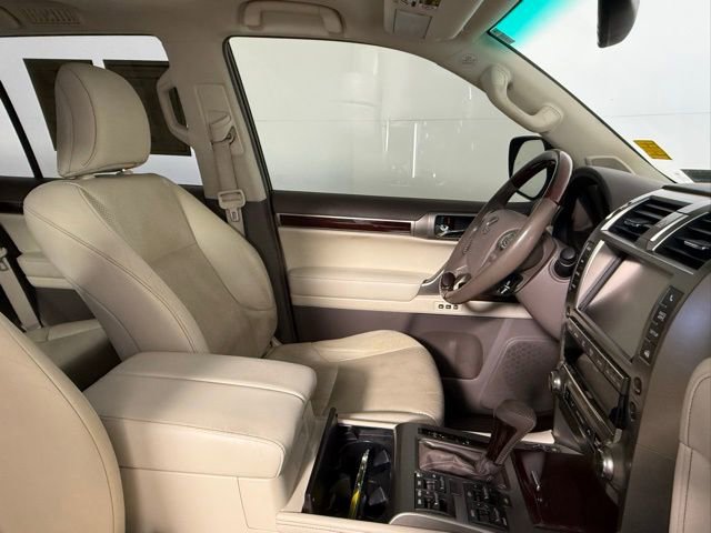 Used 2015 Lexus GX 460 Luxury image 52