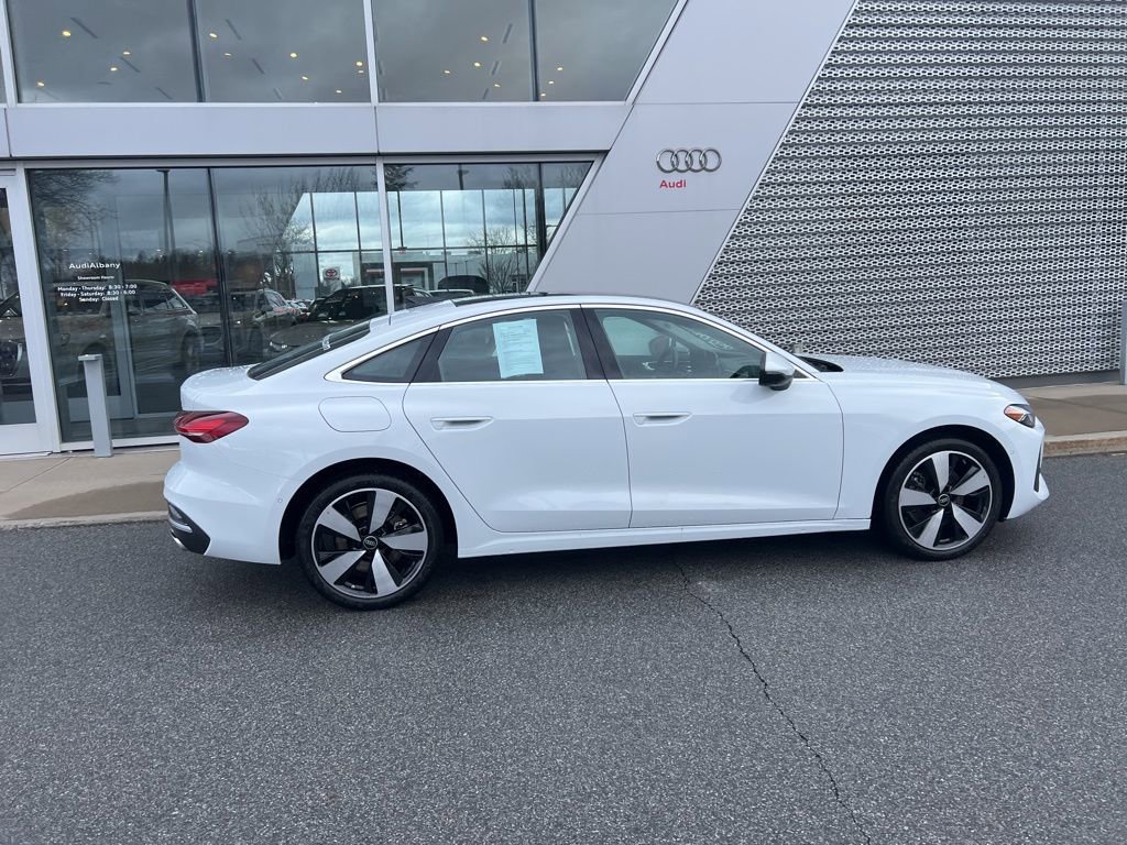 Used 2025 Audi A5 2.0T Premium Plus w/ Premium Plus image 18