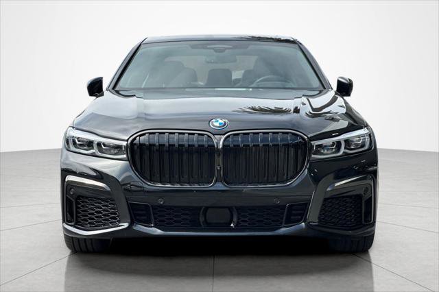 Used 2022 BMW 745e xDrive w/ M Sport Package image 8