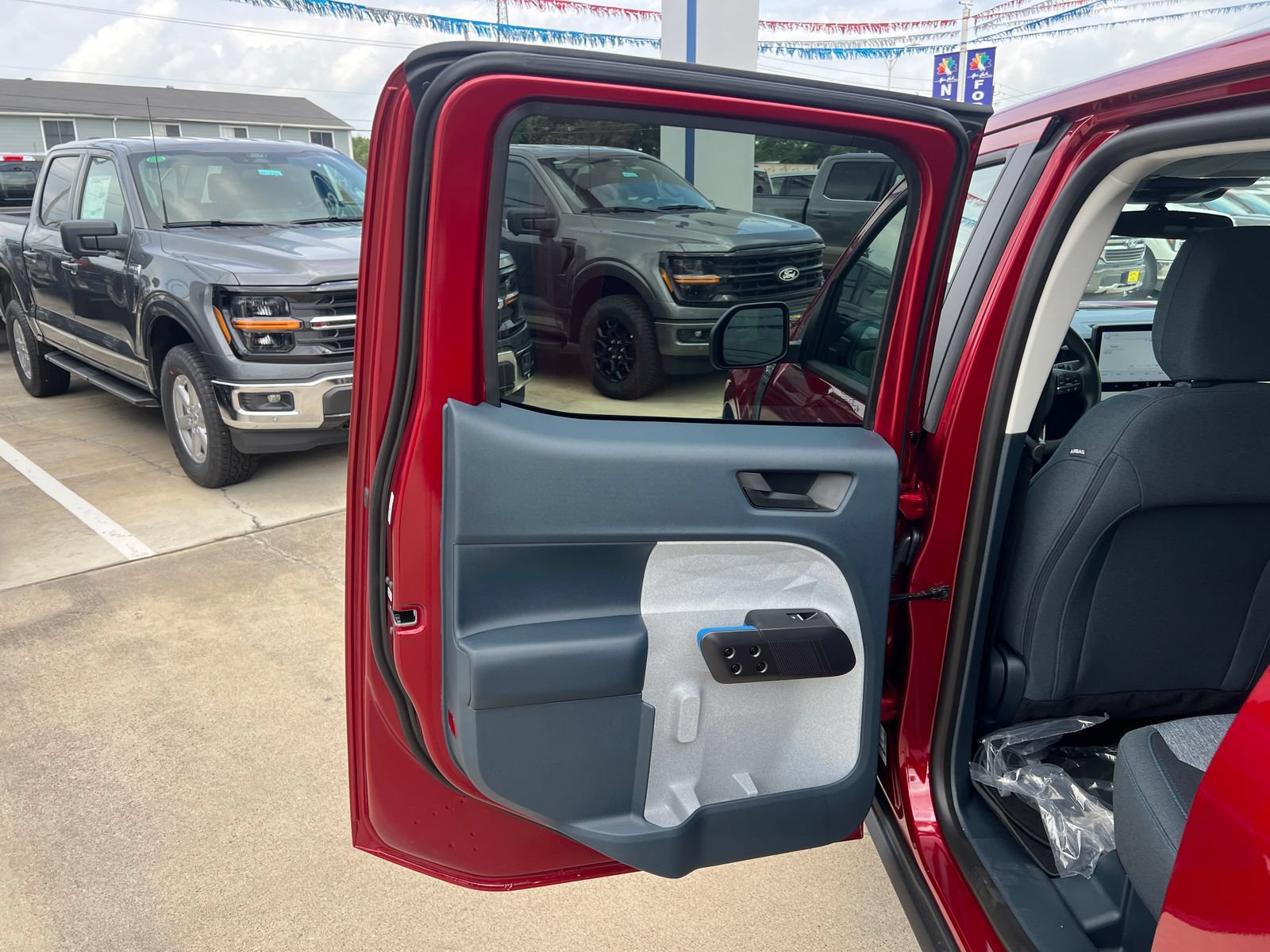 New 2026 Ford Maverick XLT FWD image 14