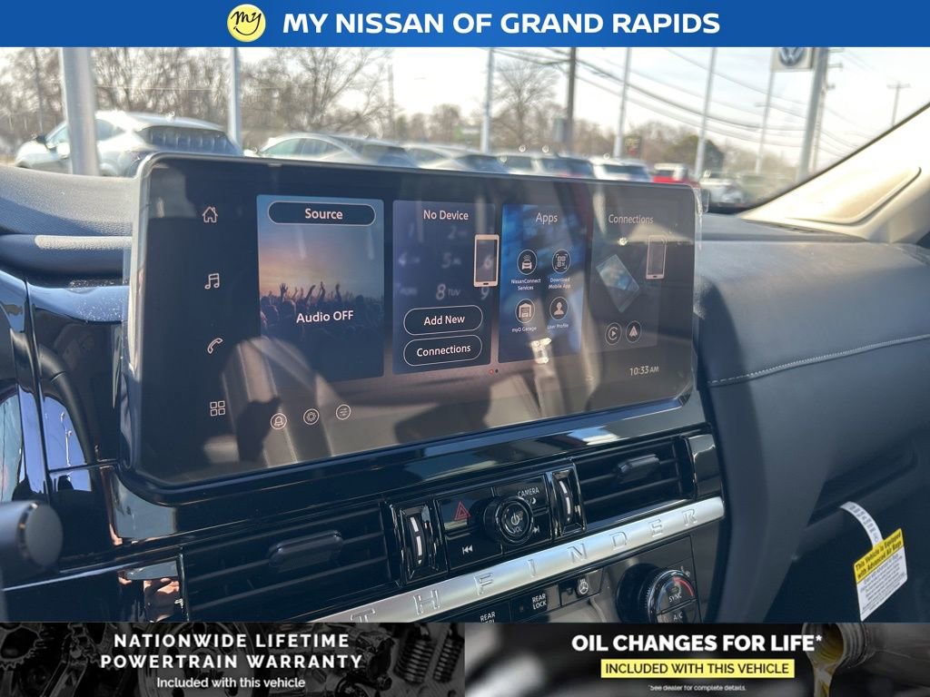 New 2026 Nissan Pathfinder SL image 18