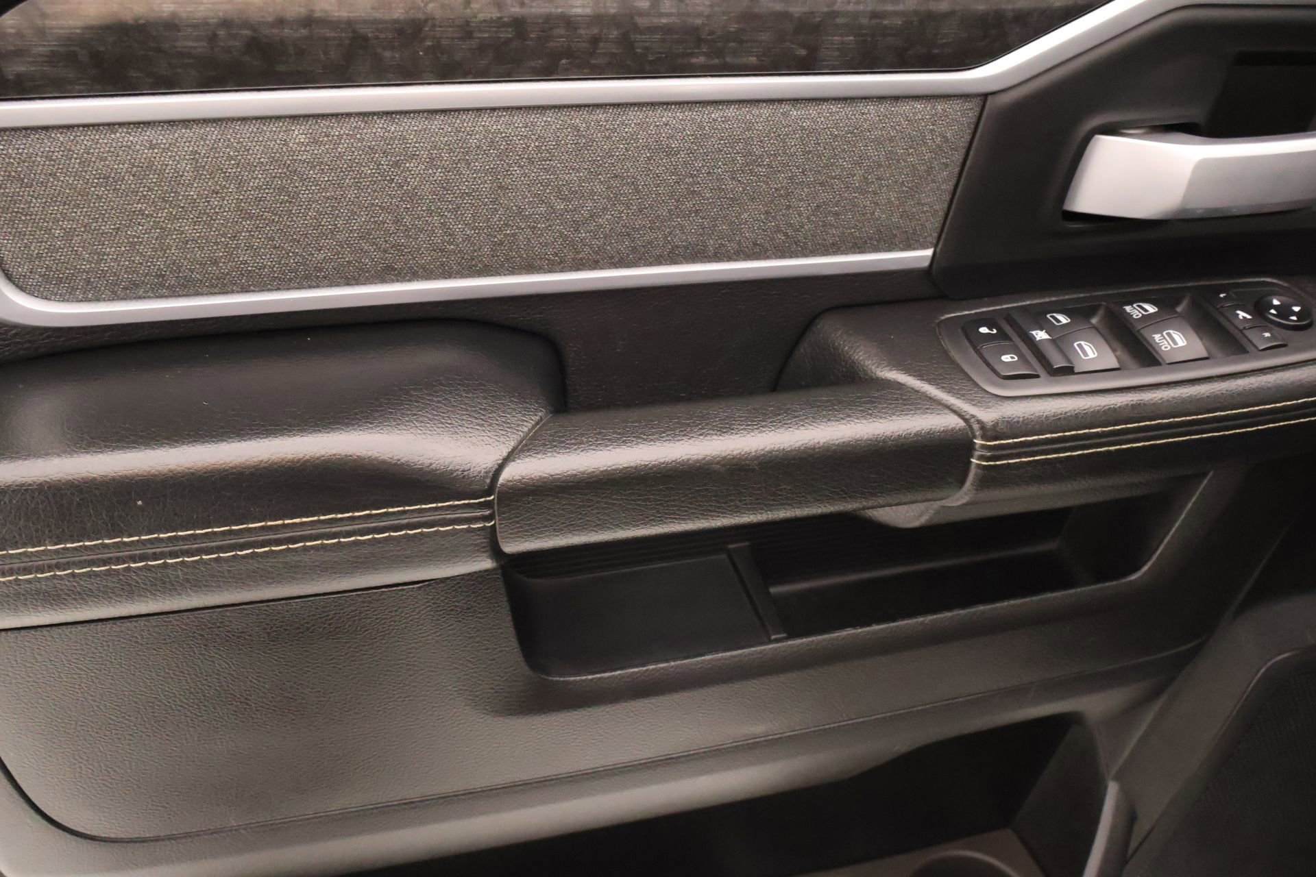 Used 2019 RAM 2500 Lone Star w/ Night Edition image 14