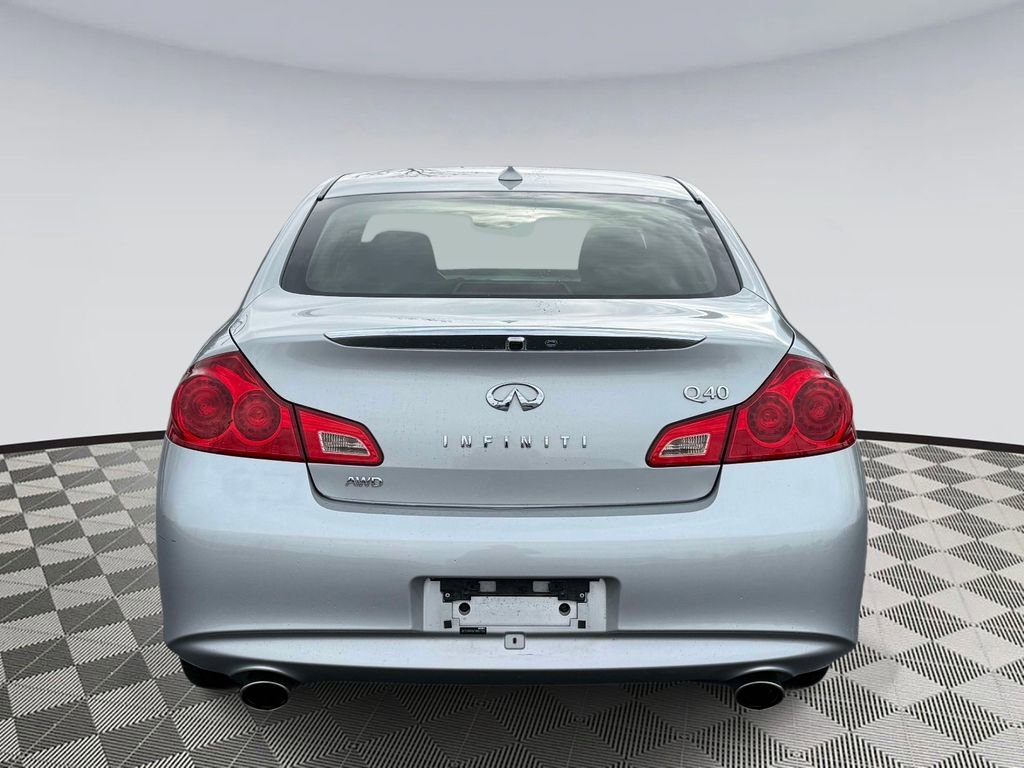 Used 2015 INFINITI Q40 AWD w/ Navigation Package image 3