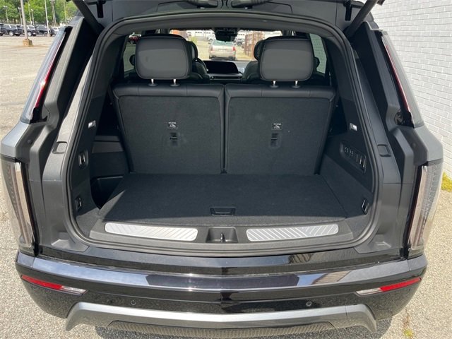 New 2026 Cadillac Vistiq Sport image 4