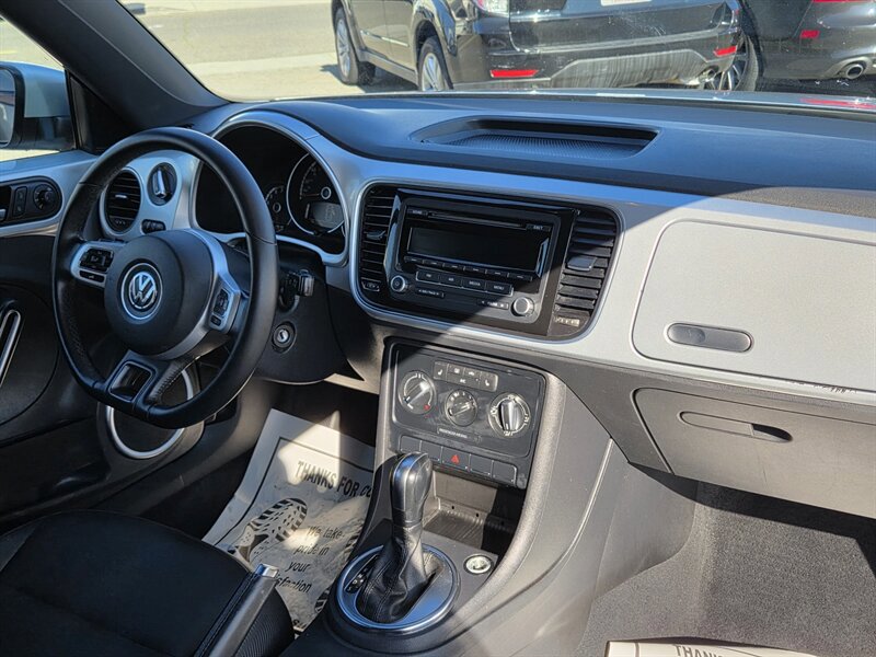 Used 2014 Volkswagen Beetle 2.5 image 15