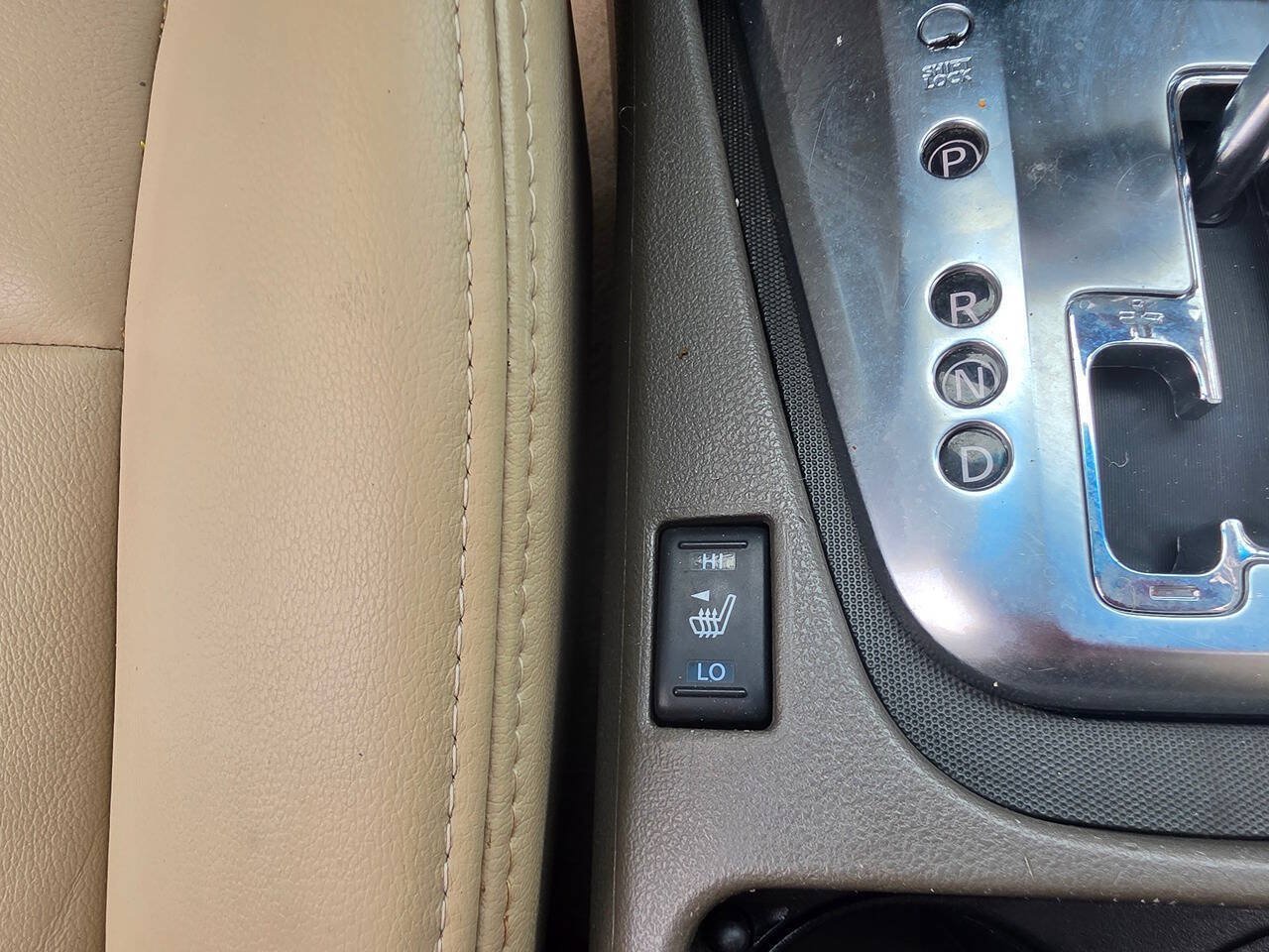 Used 2012 Nissan Altima 2.5 SL w/ 2.5SL Pkg FWD image 42