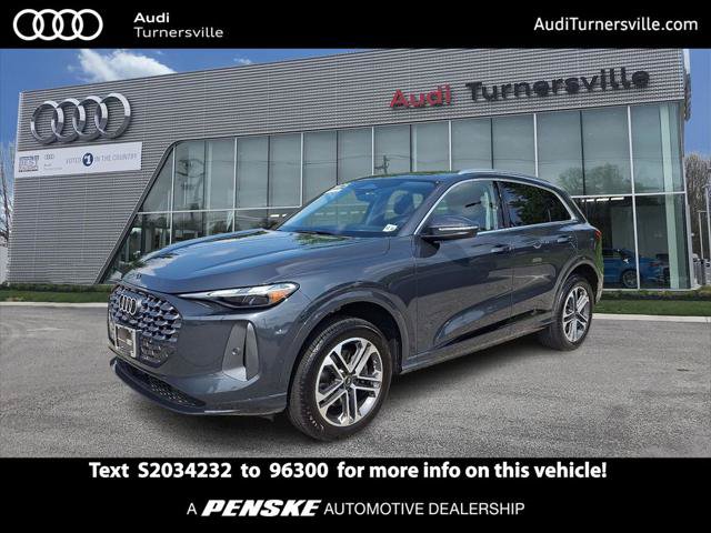 Certified 2025 Audi Q5 Premium w/ Convenience Package AWD/4WD video 1