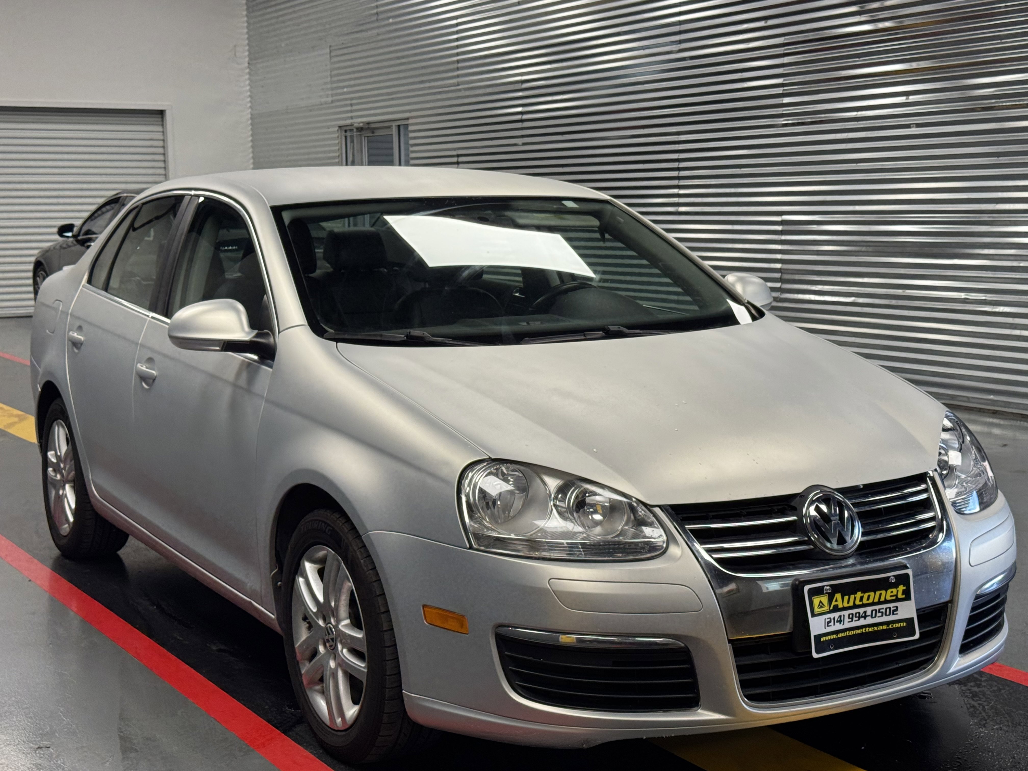 Used 2010 Volkswagen Jetta TDI image 2