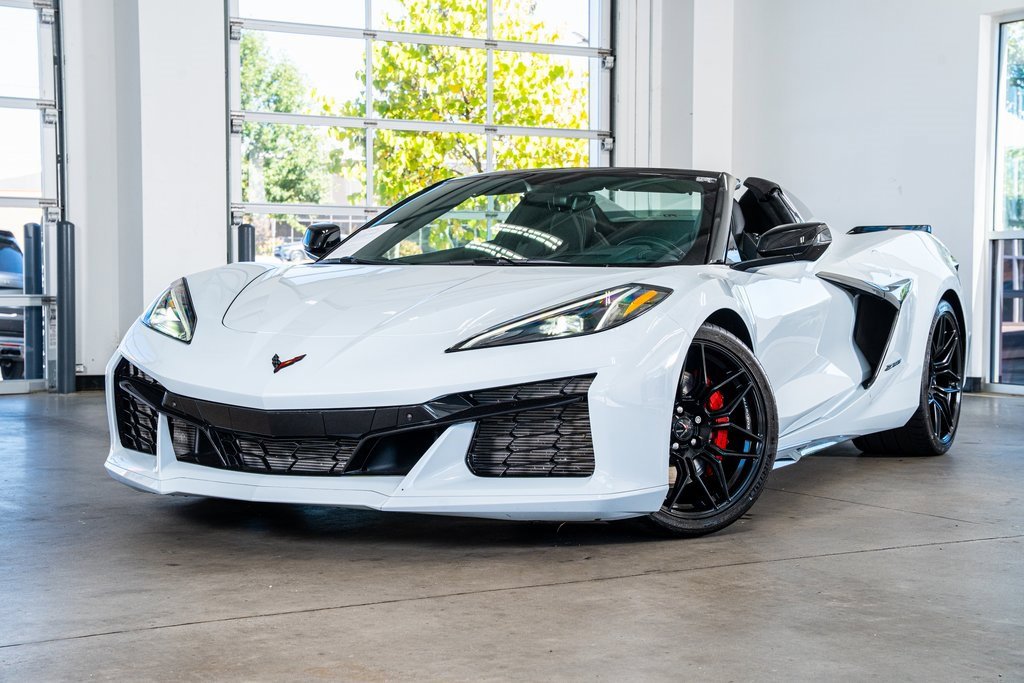 Used 2023 Chevrolet Corvette Z06 w/ Stealth Interior Trim Package image 2