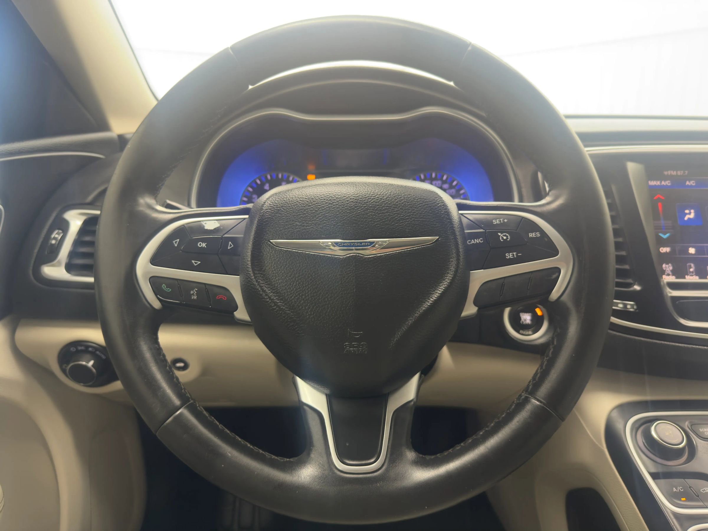 Used 2015 Chrysler 200 Limited w/ Spring Special Group image 14