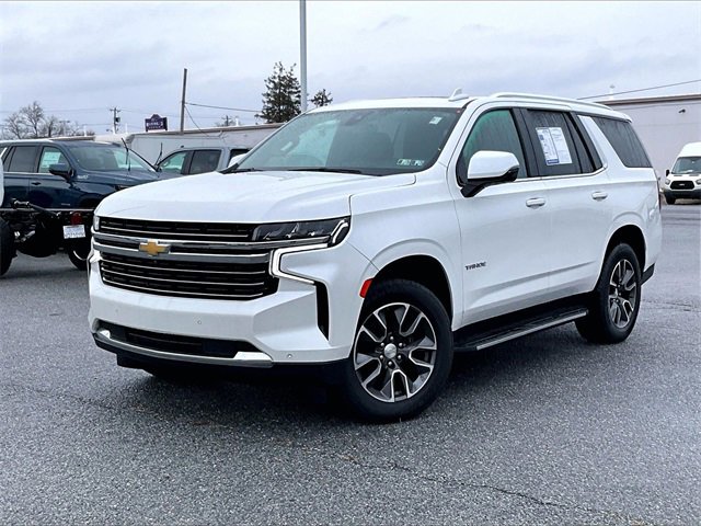 Used 2022 Chevrolet Tahoe LT w/ Luxury Package image 2