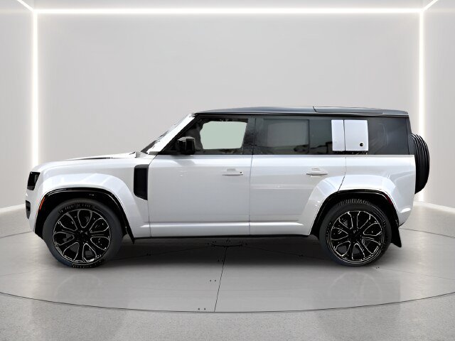 New 2026 Land Rover Defender 110 OCTA AWD/4WD image 11