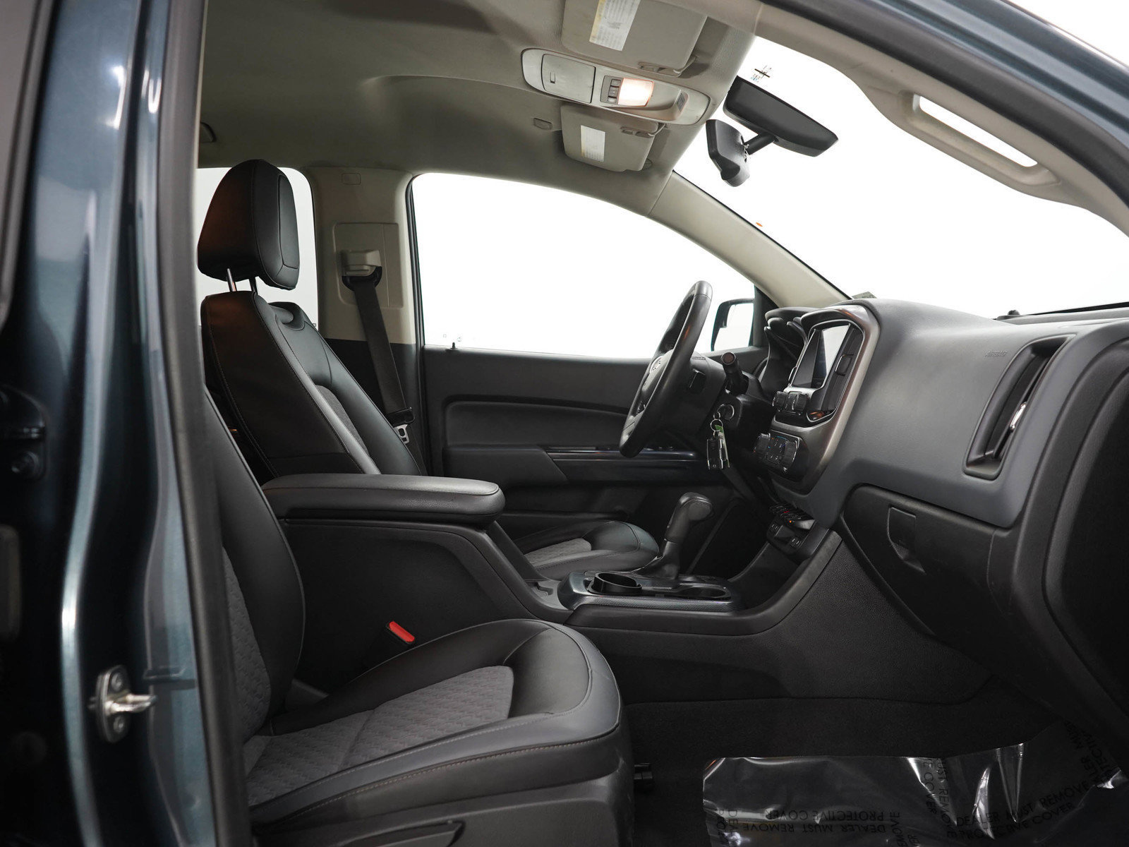 Used 2019 Chevrolet Colorado Z71 AWD/4WD image 12