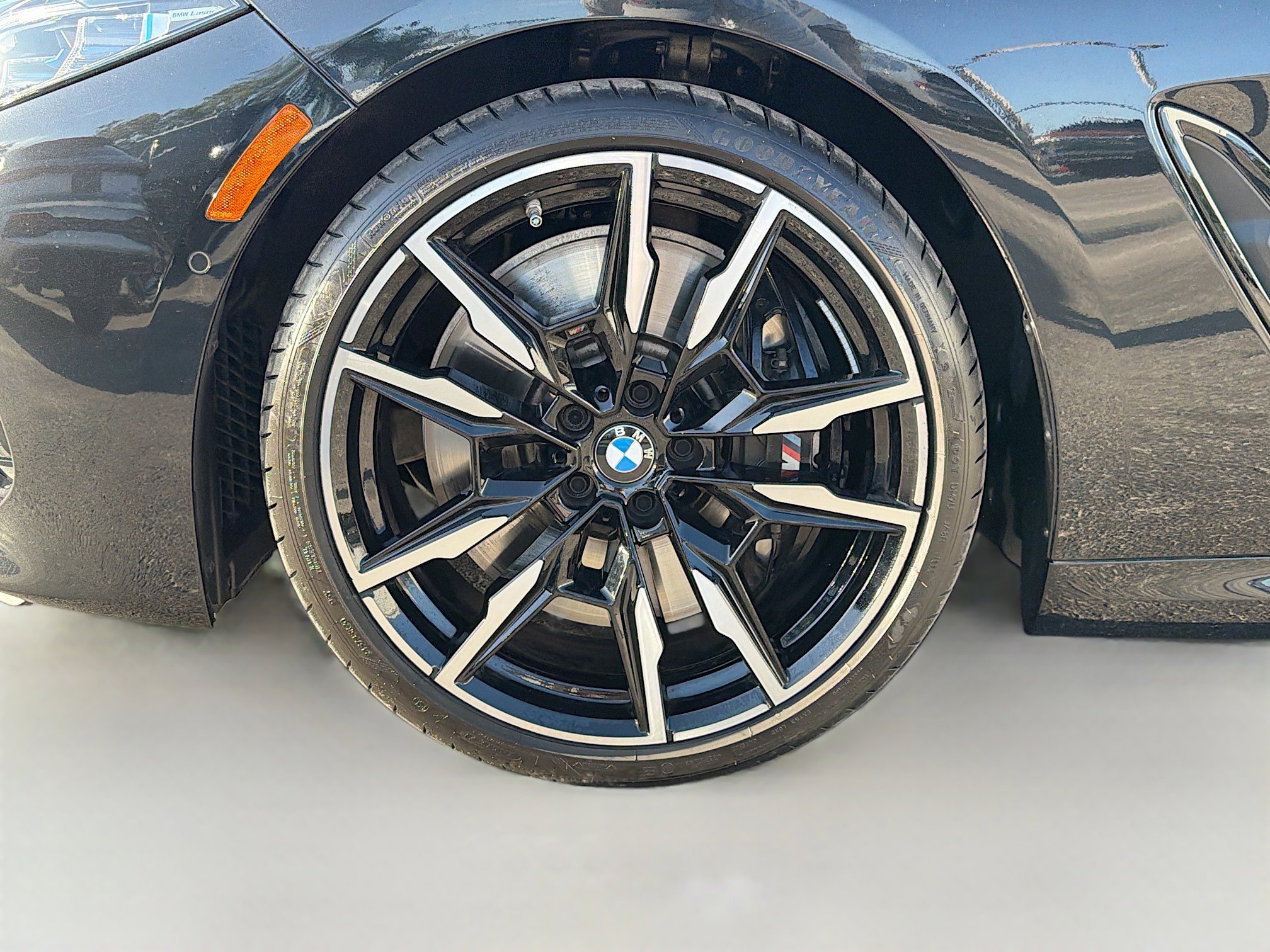 Used 2024 BMW M850i xDrive Coupe AWD/4WD image 39