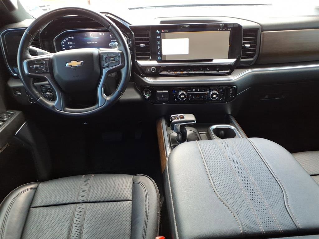 Certified 2023 Chevrolet Silverado 1500 High Country w/ Technology Package image 14