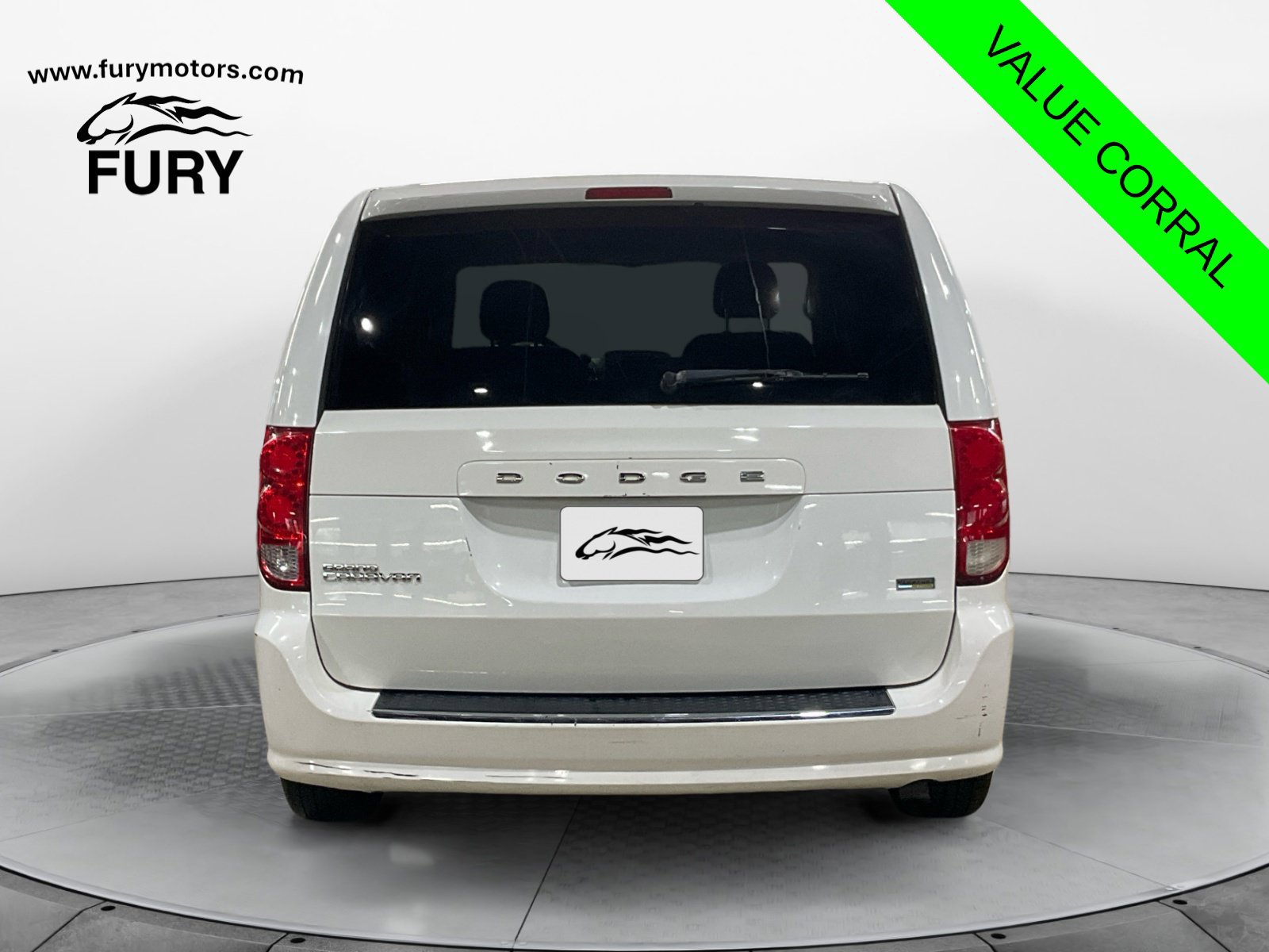 Used 2011 Dodge Grand Caravan Express FWD image 4
