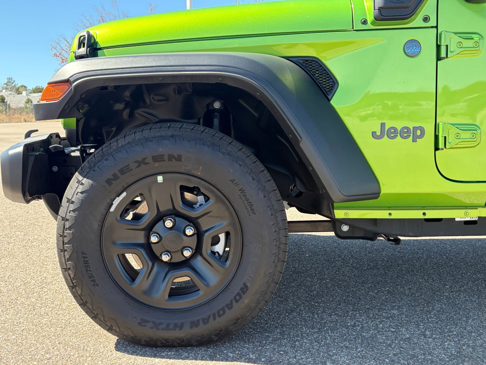 Used 2025 Jeep Wrangler Sport S image 10