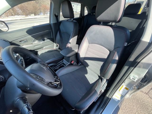 Used 2025 Mitsubishi Outlander Sport SE AWD/4WD image 22