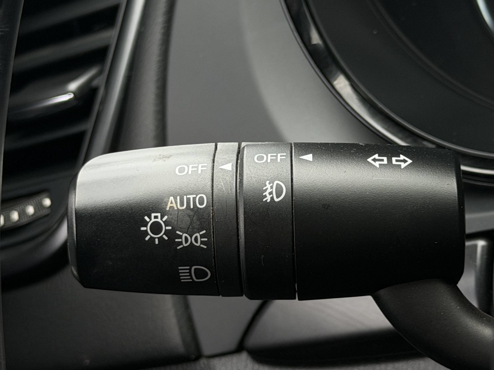 Used 2023 MAZDA CX-9 Carbon Edition AWD/4WD image 25