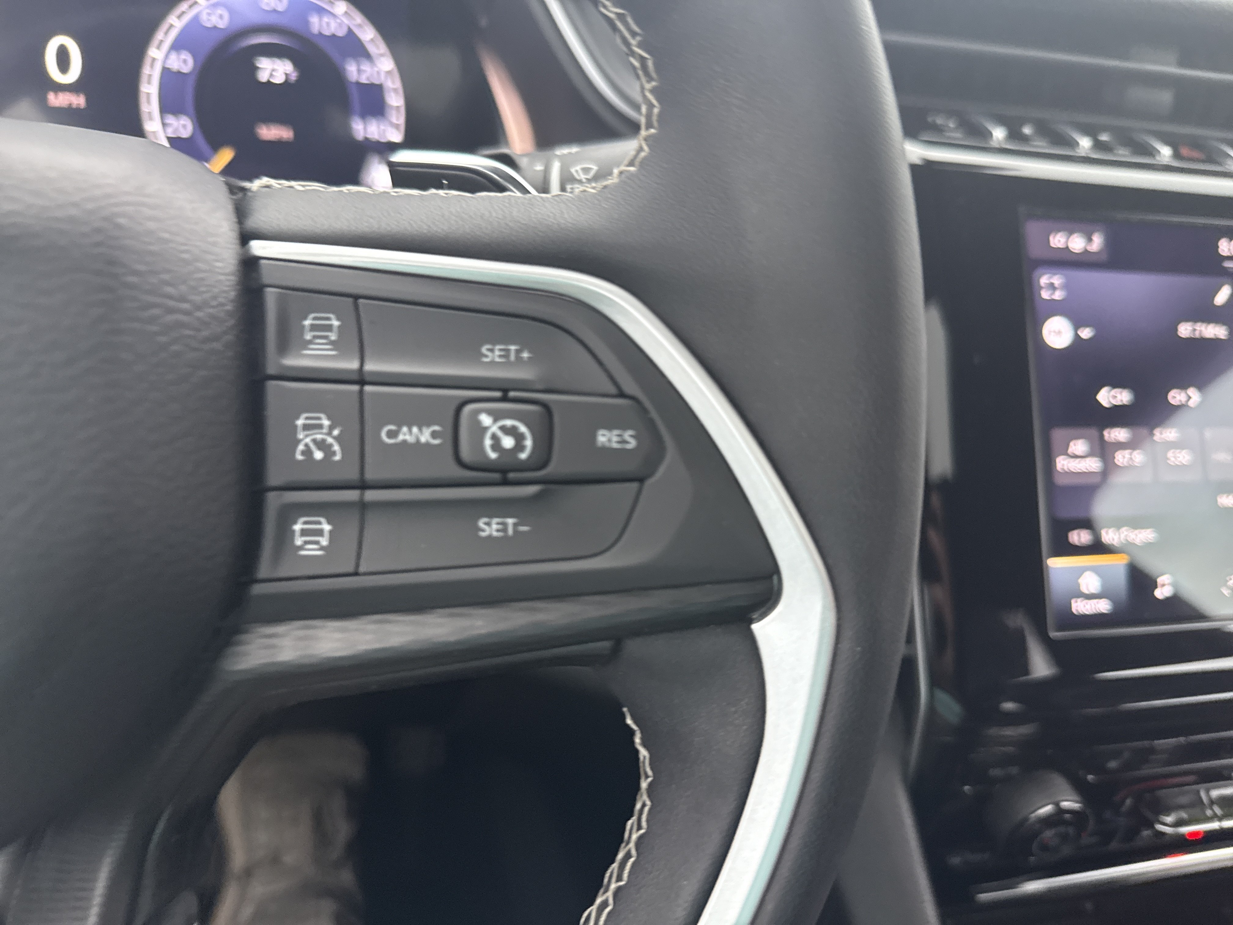 Used 2023 Jeep Grand Cherokee L Laredo AWD/4WD image 20