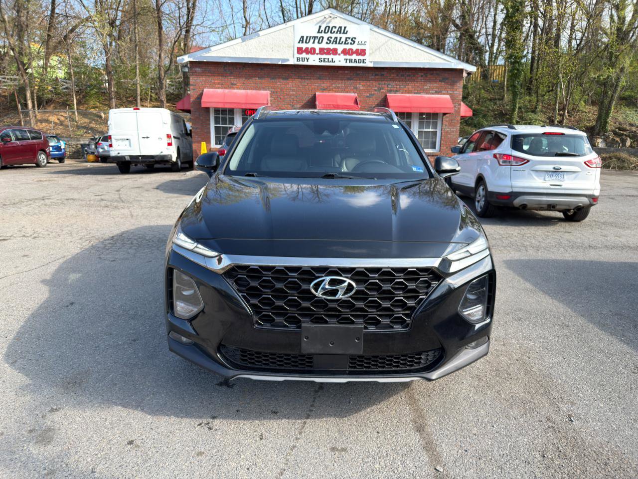 Used 2019 Hyundai Santa Fe Limited AWD/4WD image 2